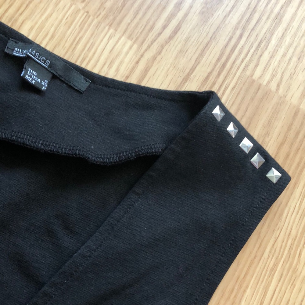 Best - Picture 2 of 4